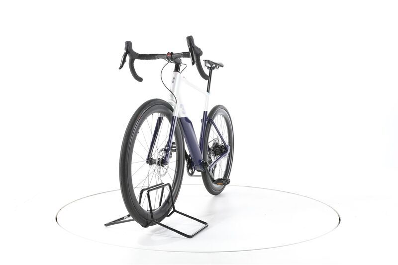 3T BMW Exploro Road Electric 2024 | white | 28" | 56 cm | <500 km 4