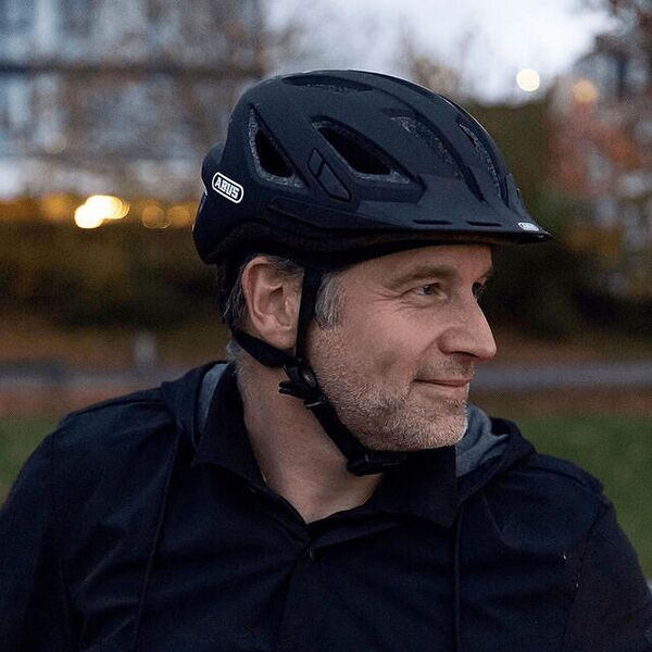 ABUS Helm | Überbestand | schwarz | L | ohne Rücklicht 1