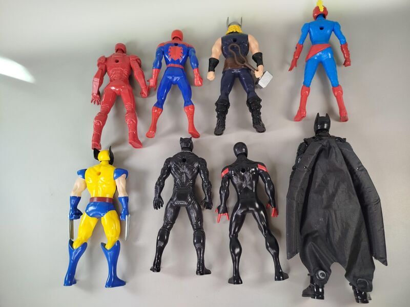 Actionfiguren Set von 8 Superhelden - Marvel & DC Figuren | mehrfarbig 2