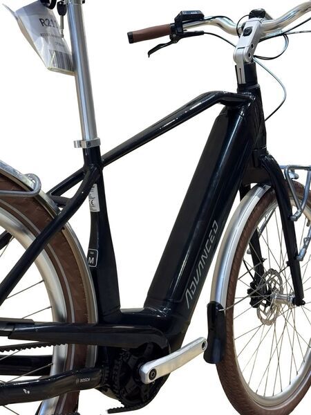 Advanced Urban na rok 2024 | čierny | 28" | M | < 500 km, image 4 of 5