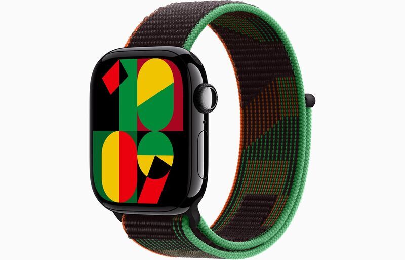 Apple Watch Series 10 Aluminium 42 mm (2024) | GPS + Cellular | diamantschwarz | Sport Loop | Black Unity, image 1 of 1