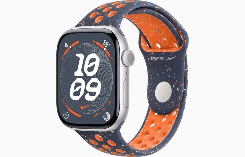 Apple Watch Series 10 Aluminium 46 mm (2024) | GPS | Silver | Nike Sport Band M/L | Blue Flame, image 1 of 1