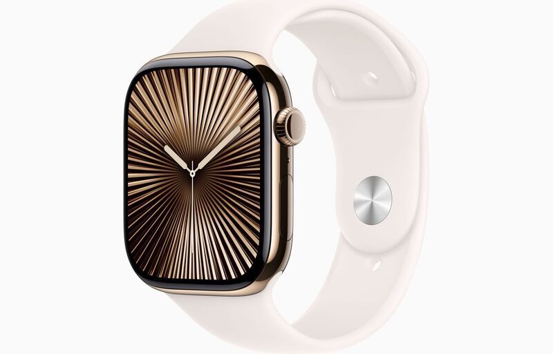 Apple Watch Series 10 Titanium 46 mm (2024) | GPS + Cellular | Gold | Sport Band M/L | Light Blush, image 1 of 1