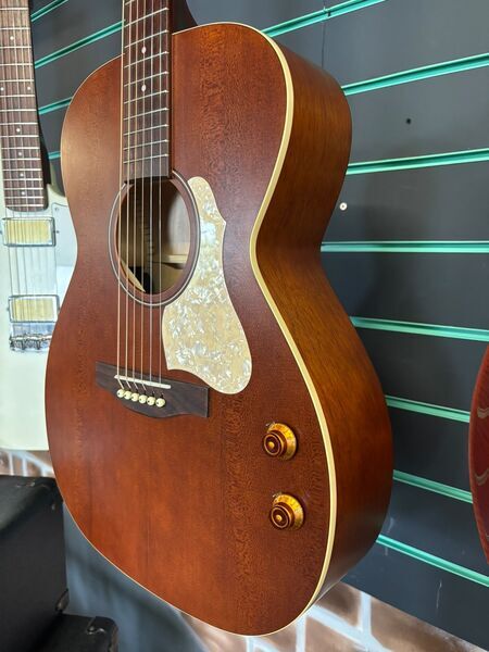 Art & Lutherie Legacy Havana Brown Canada Electro-Acoustic Guitar | brown, image 4 of 5