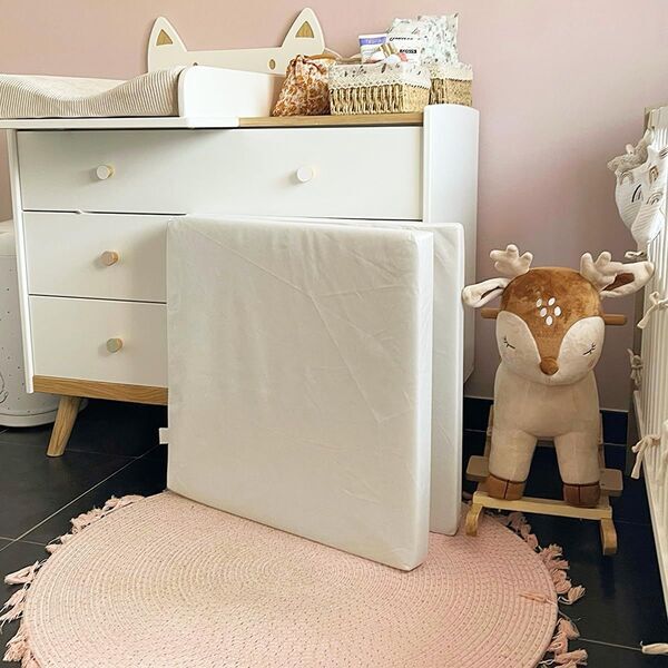 BabyCalin Klappmatratze | white 3