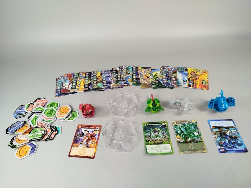 Bakugan Spieleset - Set von 4 Figuren mit Karten & Plättchen | mehrfarbig 1