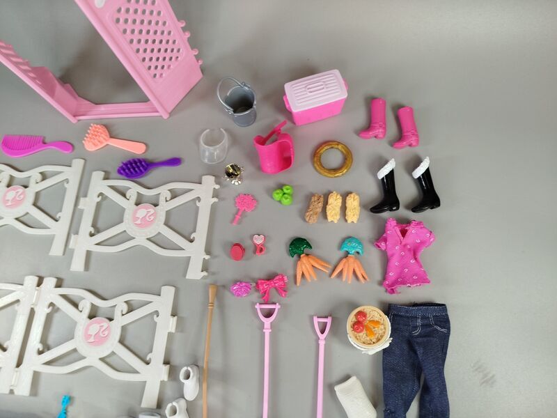 Barbie Bauernhof-Spieleset - Stall, Zäune & Zubehör | mehrfarbig 4