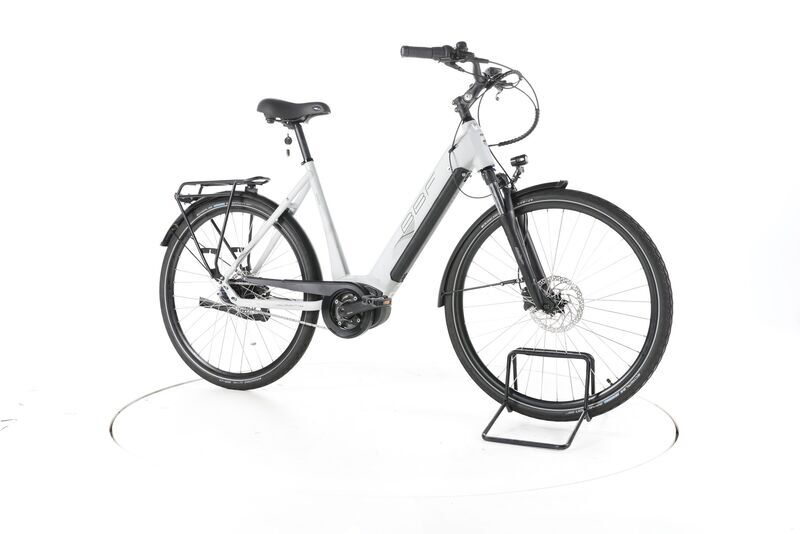 BBF Granada 2022 | bílá | 28" | 56 cm | 500 - 3000 km, image 1 of 4