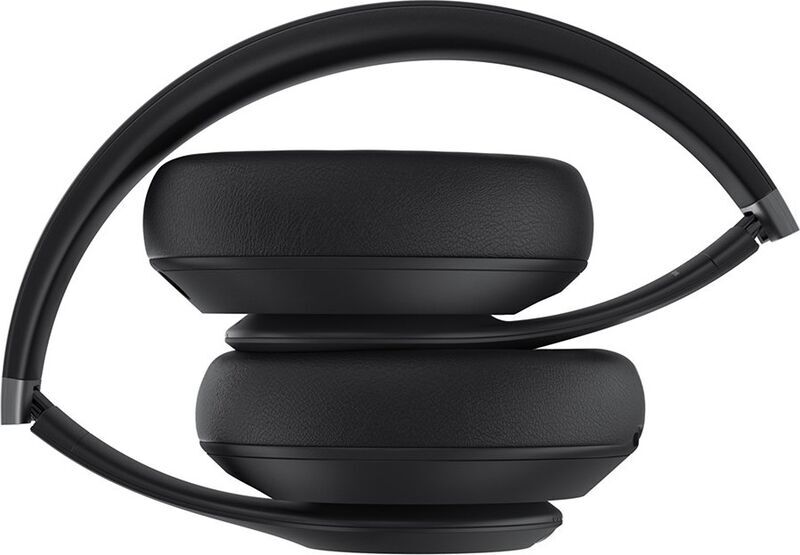 Beats Studio Pro | Black 3