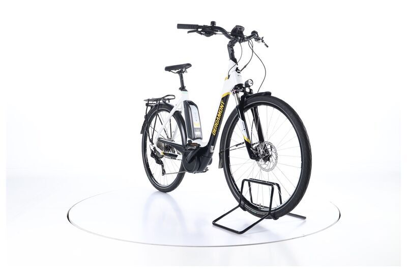 Bergamont E-Horizon 7 (2020) | Low Entry | white | 28" | 56 cm | 2000 - 3000 km 3