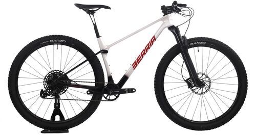 Som Ny: Berria Bravo 5 (2024) | Diamant | vit | 29" | S