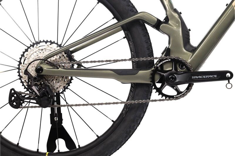 Berria Mako 6 (2024) | Diamant | grün | 29" | L 4