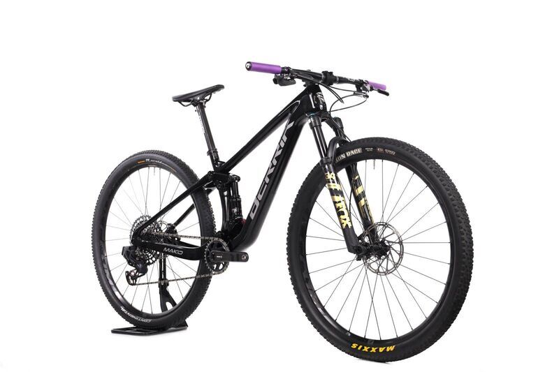 Berria Mako 8 (2022) | Diamant | schwarz | 29" | S 2