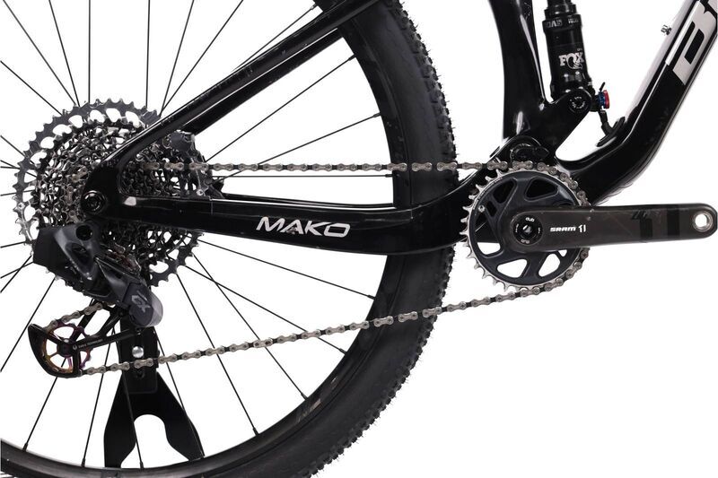 Berria Mako 8 (2022) | Diamant | schwarz | 29" | S 4