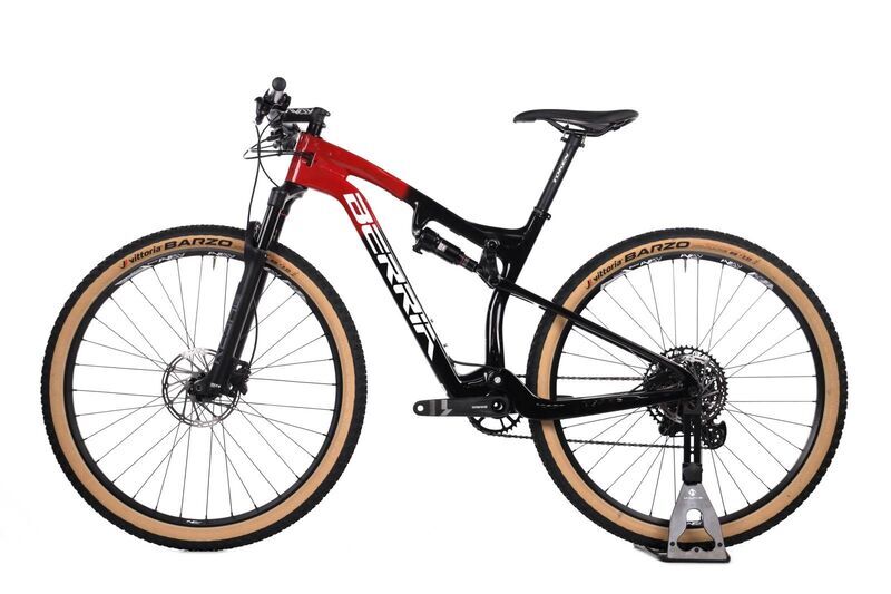 Berria Mako Sport (2021) | Diamant | rot | 29" | M 3