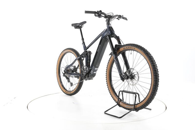 BESV TRS 1.1 2022 | noir | 29" | 500 - 3000 km 2