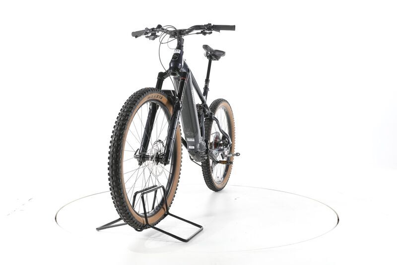 BESV TRS 1.1 2022 | noir | 29" | 500 - 3000 km 4