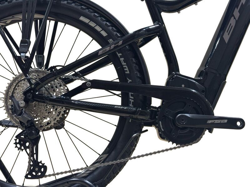 BH Atom X Cross Pro | black | 27.5" | M | 500 - 3000 km, image 3 of 5