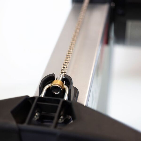 BH Fitness Kingston R385 | schwarz/rot 2