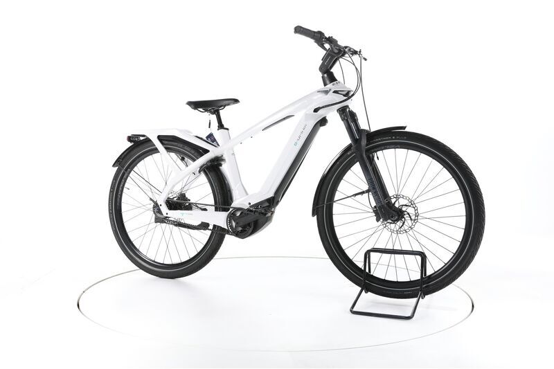 Bianchi E-Omnia T-Type 2022 | white | 28" | L | > 3000 km, image 1 of 4