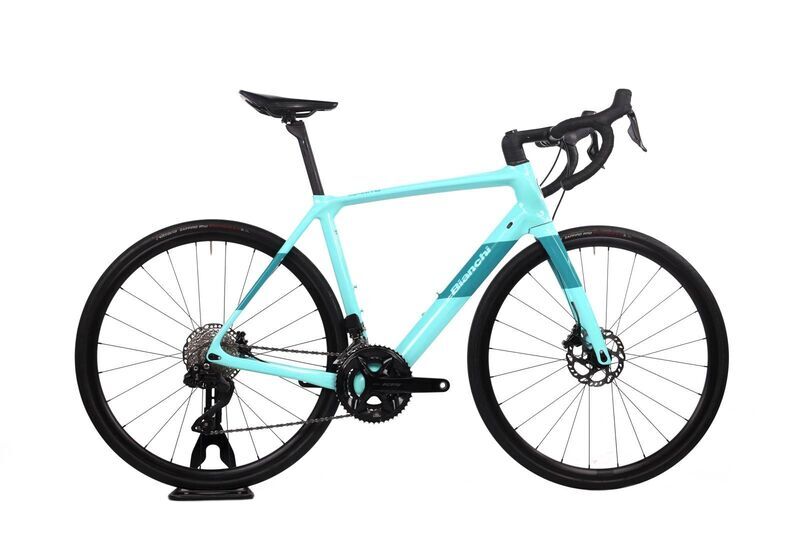 Bianchi Infinito CV (2022) | Diamant | blau | 27.5" | 55 cm | Shimano 105 BR-R7170 1