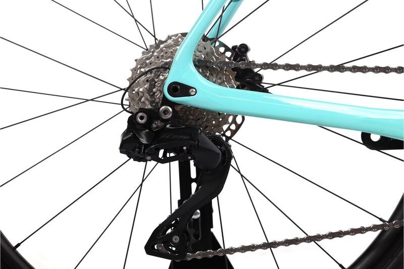 Bianchi Infinito CV (2022) | Diamant | blau | 27.5" | 55 cm | Shimano 105 BR-R7170 5