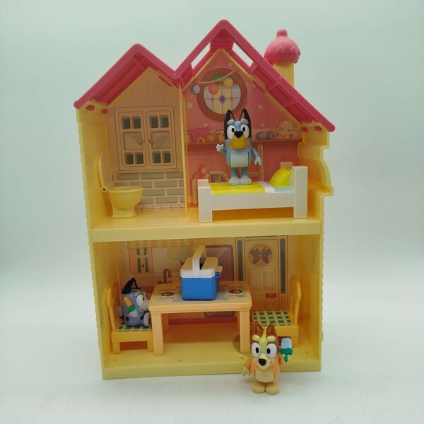 Bluey Bundle Familienhaus Puppenhaus mit Figuren & Autose | multicolored, image 1 of 3