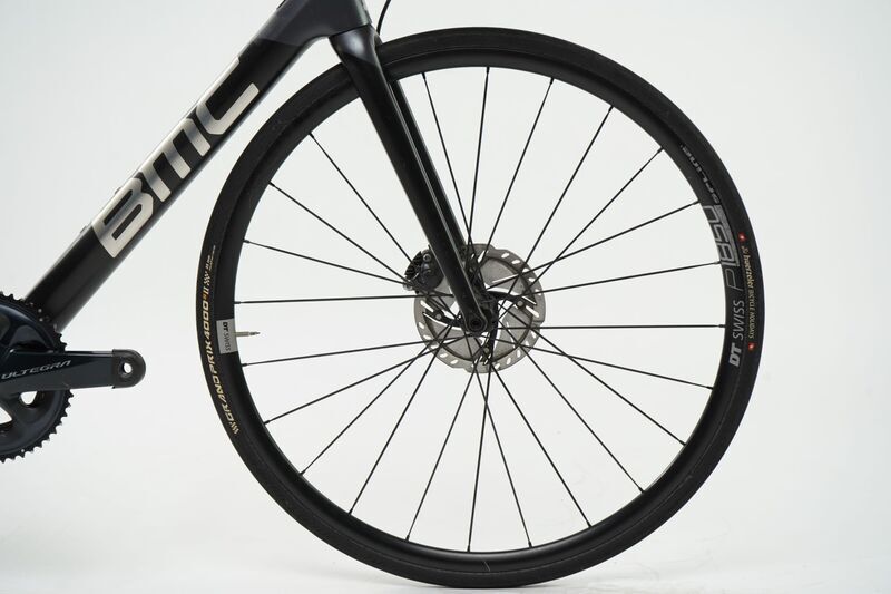 BMC Teammachine SLR02 Disc Two (2020) | Diamant | carbon-chrome-grey | 28" | 54 cm 2