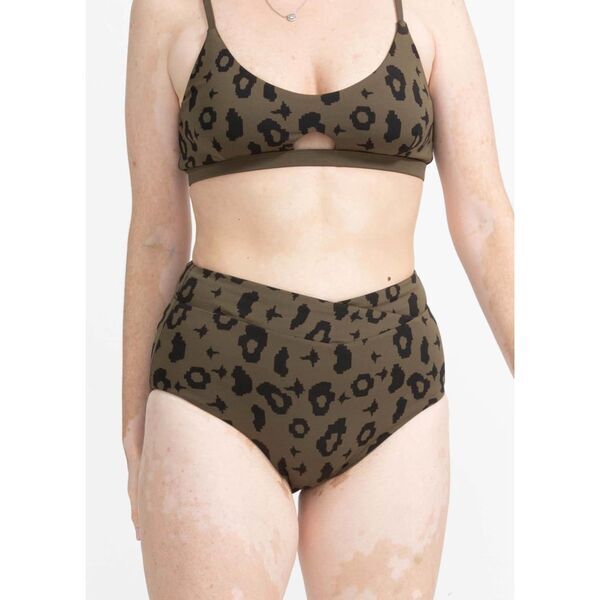 boochen - Diani Bikini Bottom Reversible in Green Leopard / Moss | size L