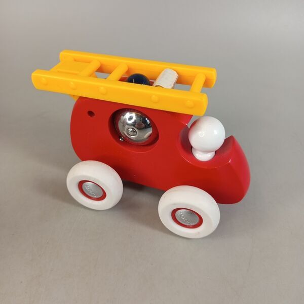 BRIO Bundle wooden toy set von 3 fire truck, Zieh Hummer & Hasen Steckpuppe | multicolored, image 2 of 3