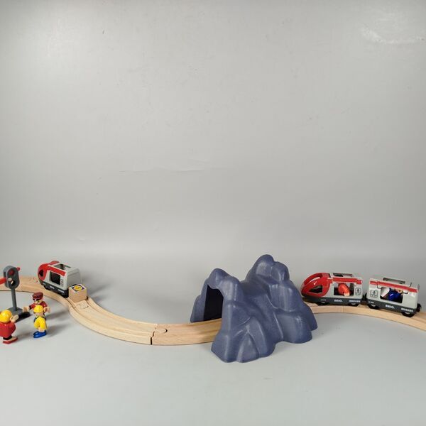 BRIO Holzeisenbahn-Set mit Tunnel and Zug | multicolored 1