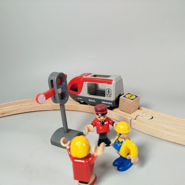 BRIO Holzeisenbahn-Set mit Tunnel and Zug | multicolored 3