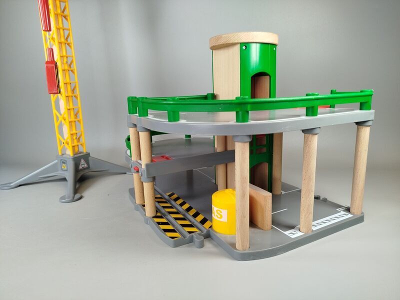 BRIO Spielset - Baukran and Parkhaus | multicolored 3