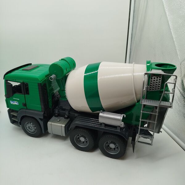 Bruder TGS Betonmisch-LKW rapid mix 03710e | mehrfarbig, image 2 of 3