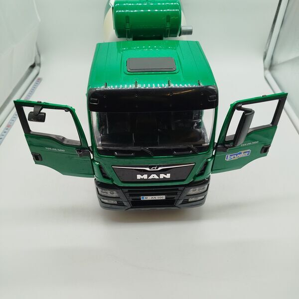 Bruder TGS Betonmisch-LKW rapid mix 03710e | mehrfarbig, image 3 of 3