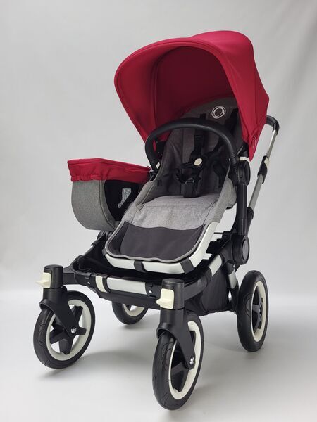 Bugaboo Donkey 2 Mono Kombikinderwagen | gray/red, image 2 of 5