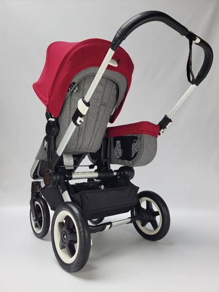 Bugaboo Donkey 2 Mono Kombikinderwagen | gray/red, image 5 of 5