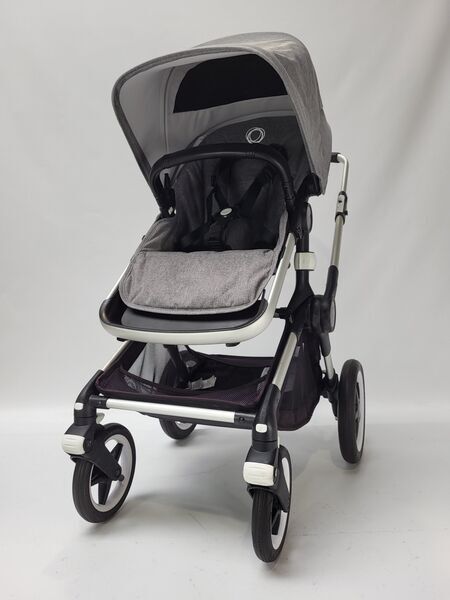 Bugaboo Fox 2 2-in-1 stroller | silver/grey, image 3 of 5
