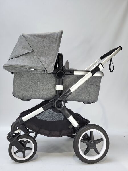 Bugaboo Fox 2 2-in-1 stroller | silver/grey, image 4 of 5