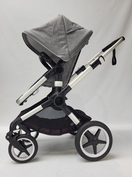 Bugaboo Fox 2 2-in-1 stroller | silver/grey, image 5 of 5
