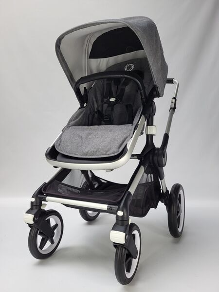 Bugaboo Fox 2 combination stroller | grey/black, image 3 of 5