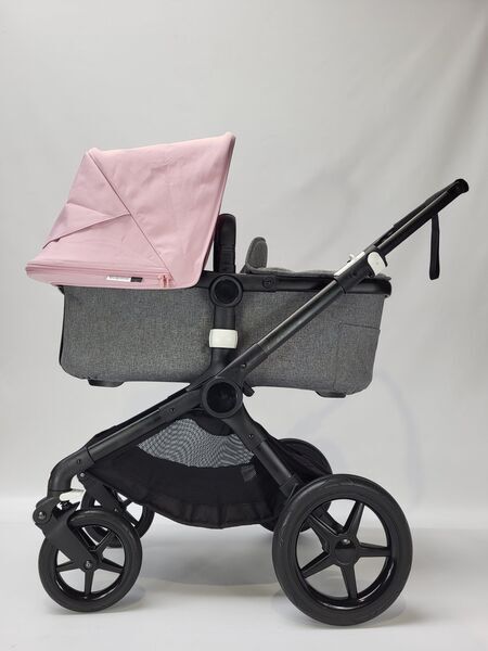 Bugaboo Fox 2 combination stroller | black/pink, image 3 of 4