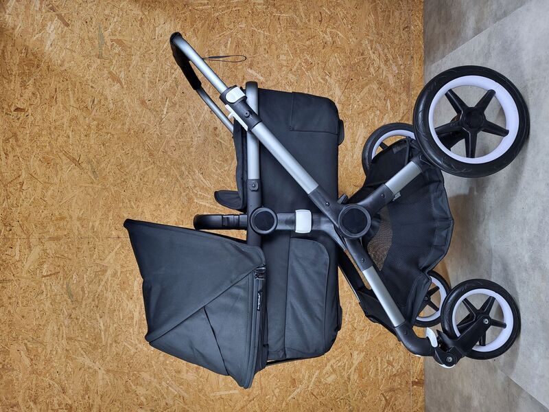 Bugaboo Fox 3 Kombikinderwagen (2022) | svart 2