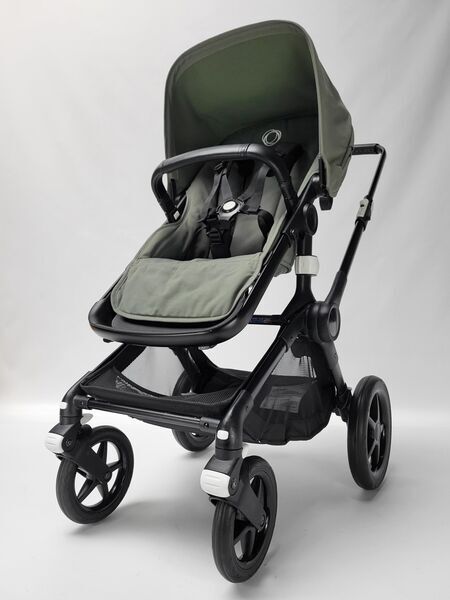 Bugaboo Fox 3 combination stroller | black/green, image 3 of 5