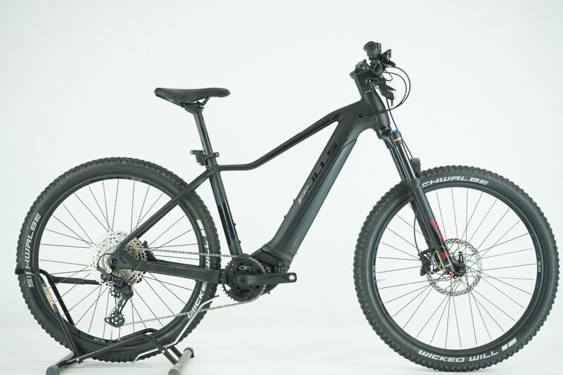 Bulls Aminga EVA 3 (2023) | Diamant | schwarz | 27.5" | 44 cm | M | 500 - 1000 km 1