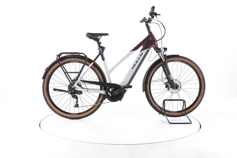 Bulls Cross EVO 2022 | bianco | 28" | 55 cm | < 500 km, image 1 of 5