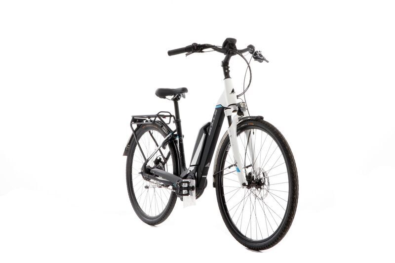 Bulls Edition E8F (2019) | Tiefeinsteiger | schwarz | 28" | 45 cm | 2000 - 3000 km 1