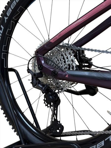 Bulls Sonic EVA TR2 2022 | lila | 27.5" | L | <500 km 3