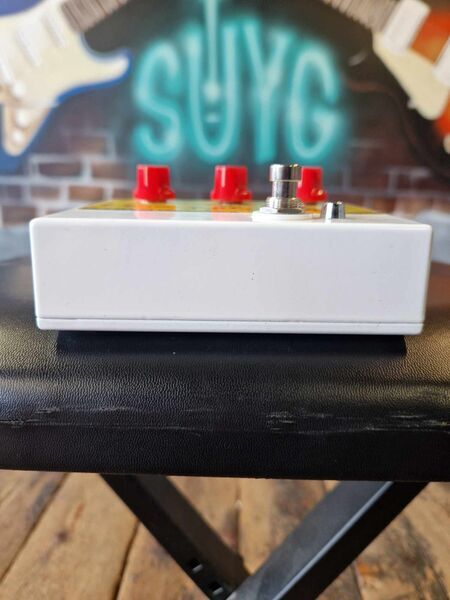 Burford Electronics Mosquito Fuzz Pedal | Original, image 3 of 5