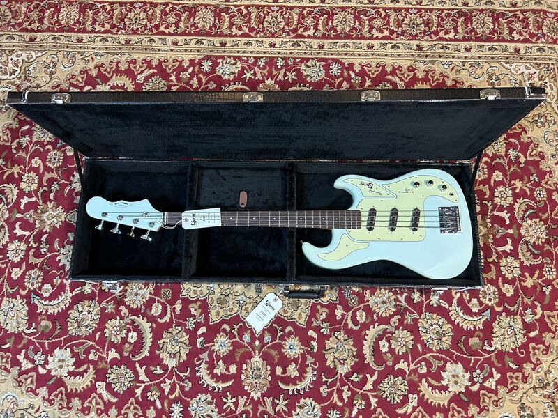 Burns Marquee Bass Baby Blue (Pre-Owned) | Original, image 3 of 5